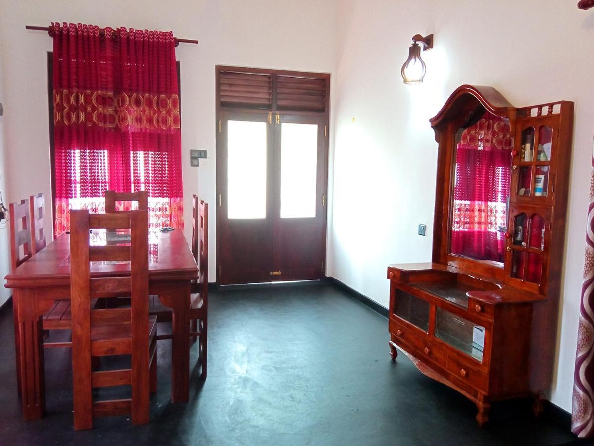 Muru'S Place Діквелла Екстер'єр фото