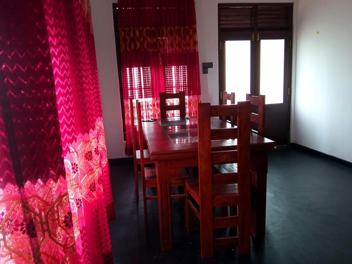 Muru'S Place Діквелла Екстер'єр фото