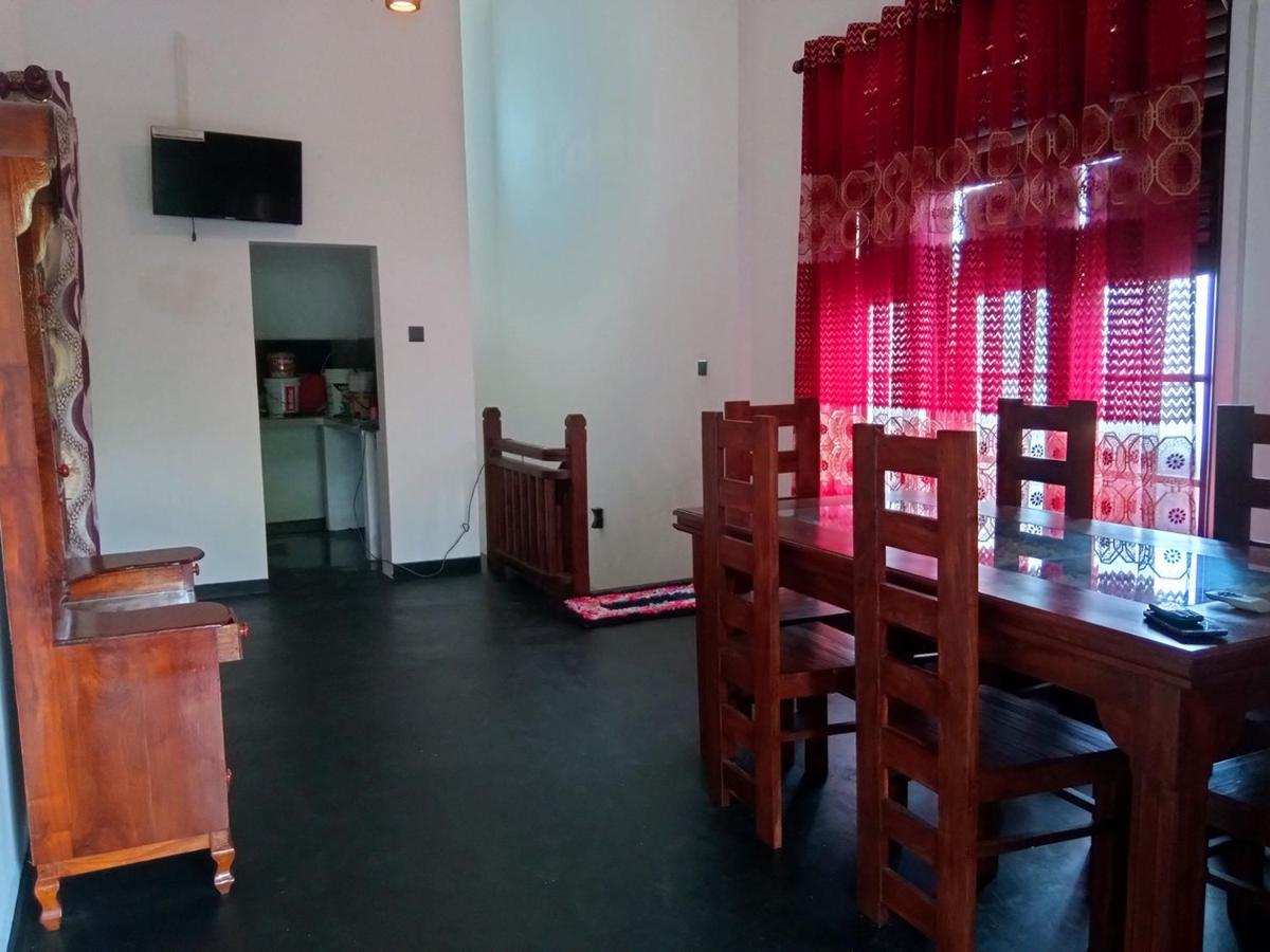 Muru'S Place Діквелла Екстер'єр фото